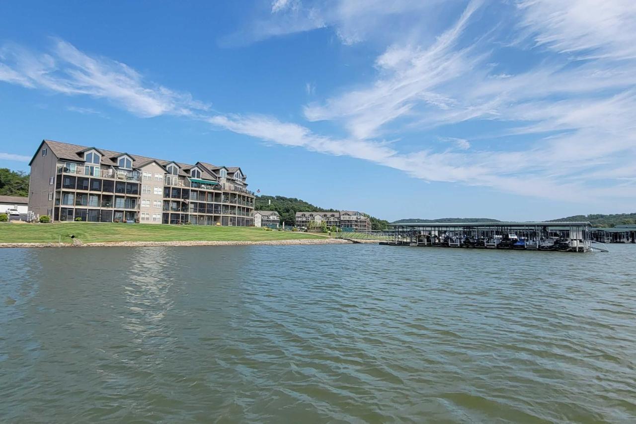Step-Free Camdenton Condo With Boat Ramp, Dock, Slip Dış mekan fotoğraf